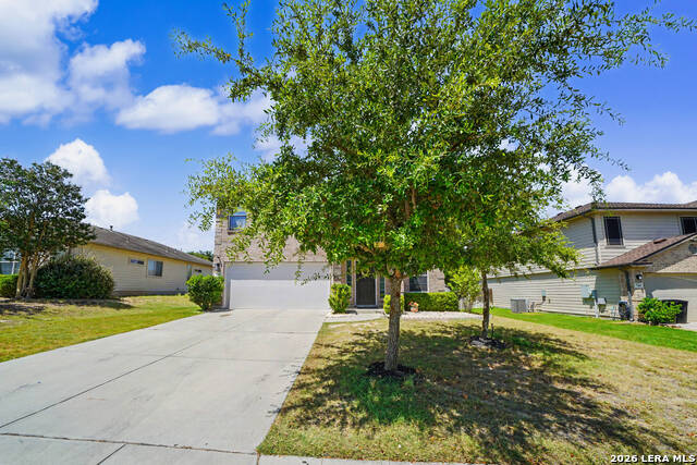 740 Fountain Gate Property Photo 3