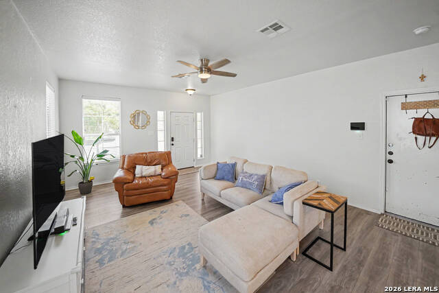 740 Fountain Gate Property Photo 10