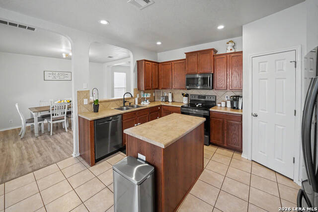 740 Fountain Gate Property Photo 18