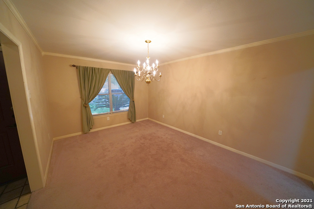 9802 La Rue St Property Photo 9