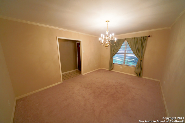 9802 La Rue St Property Photo 10