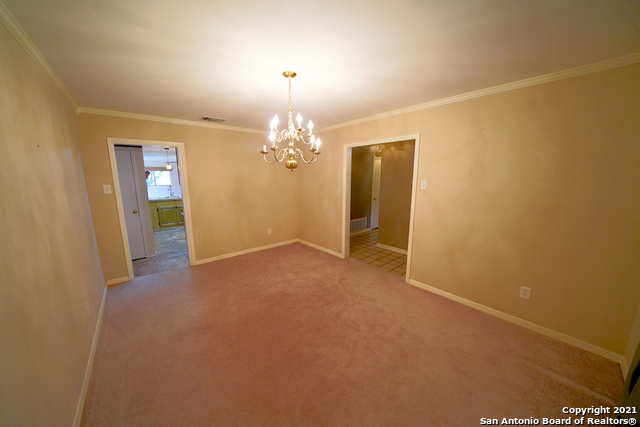 9802 La Rue St Property Photo 11