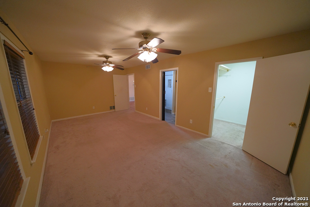 9802 La Rue St Property Photo 25