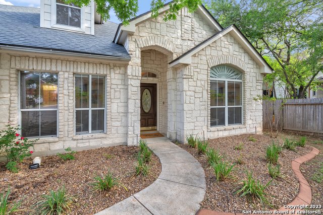 13443 Blackstone Property Photo 2