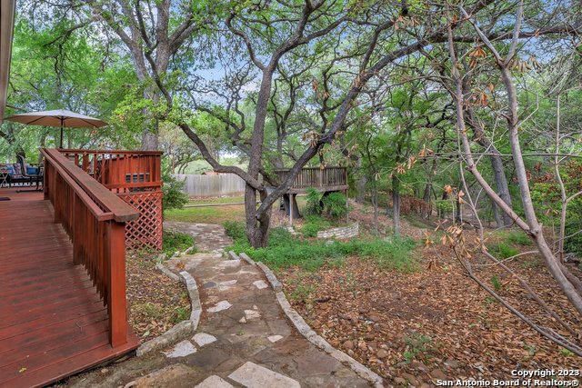 13443 Blackstone Property Photo 27
