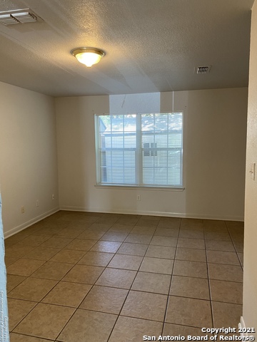 13618 Woodstone Way Property Photo 5