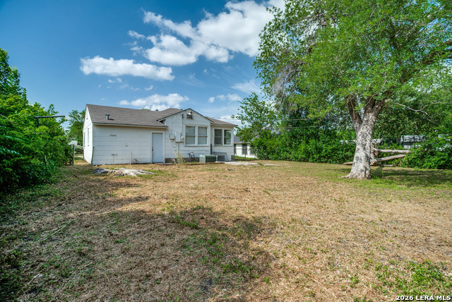 2514 Waverly Ave Property Photo 25