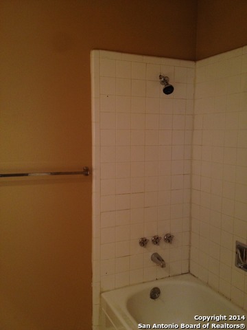 213 Royal Dr Property Photo 15
