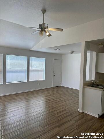 6315 Green Top Dr Property Photo 7