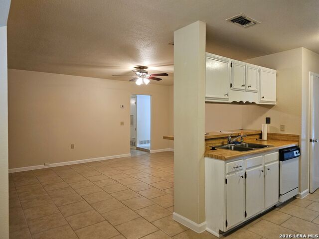 11518 Old Manse St Property Photo 7