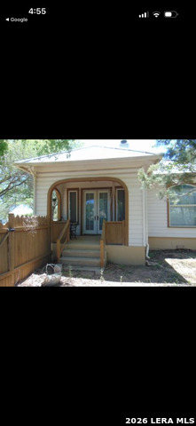 815 N Getty Property Photo 29