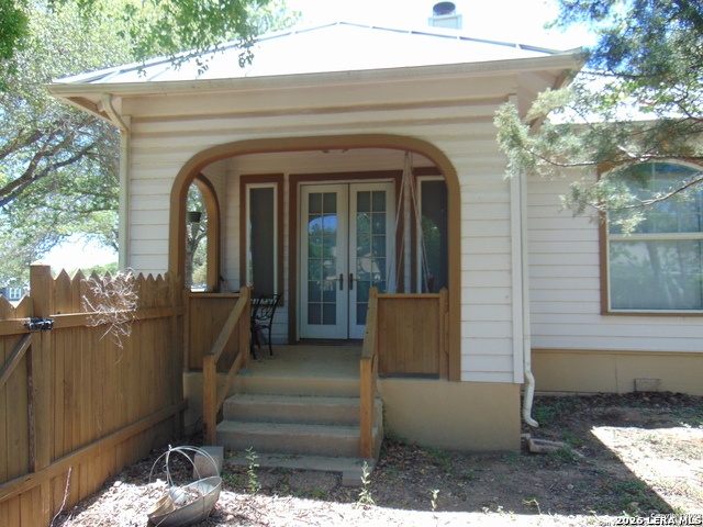 815 N Getty Property Photo 29