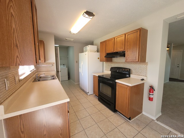 6110 Candletree Property Photo 4