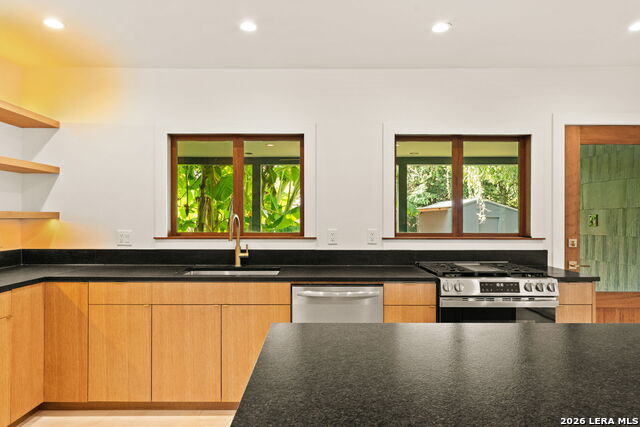 446 Queen Anne Ct Property Photo 15
