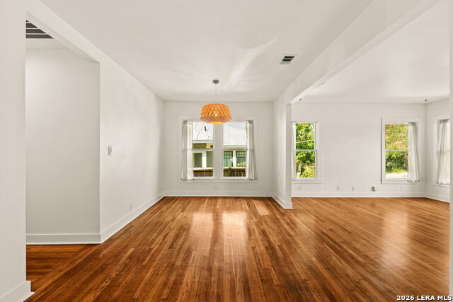 446 Queen Anne Ct Property Photo 22