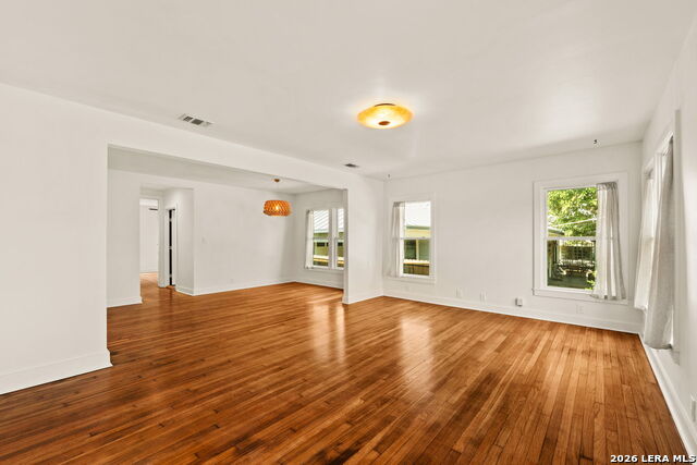 446 Queen Anne Ct Property Photo 28
