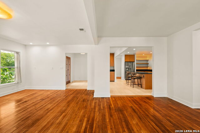 446 Queen Anne Ct Property Photo 30