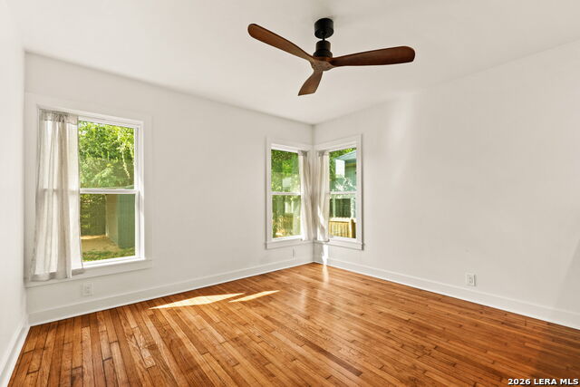 446 Queen Anne Ct Property Photo 33