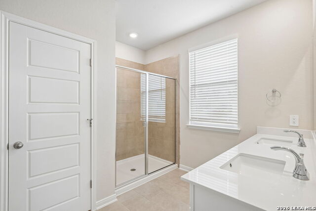 5807 Broken Rock Property Photo 28