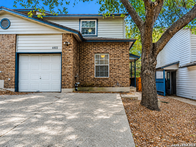 6022 Celtic Property Photo 1