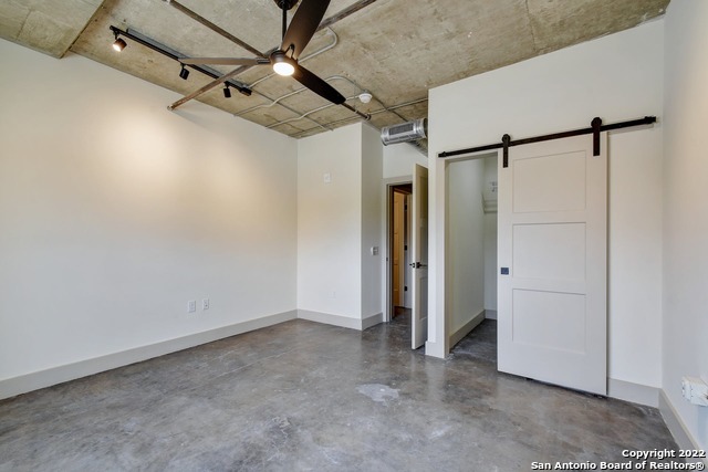 215 Coca Cola Pl Property Photo 23