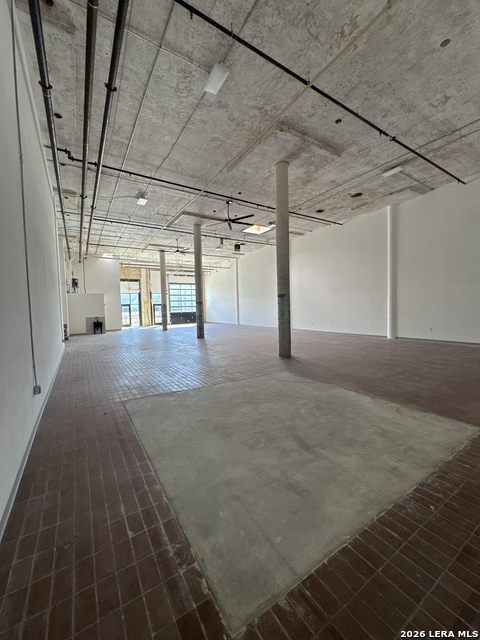 215 Coca Cola Pl Property Photo 6