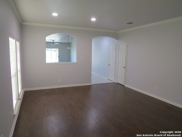 561 Slippery Rock Property Photo 5