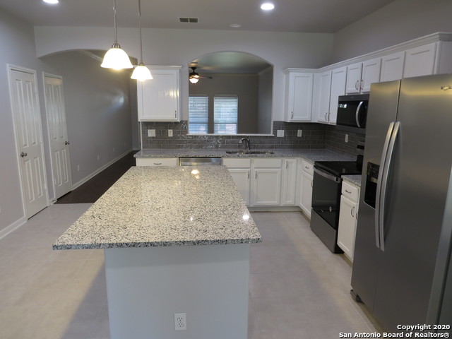 561 Slippery Rock Property Photo 9