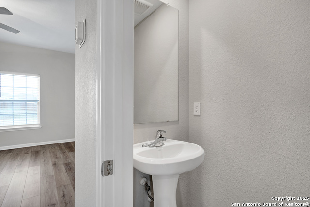 9226 Bennett Frst Property Photo 11