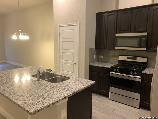 1205 Old Fm 306 Property Photo 5