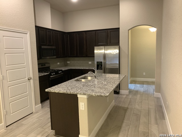 1205 Old Fm 306 Property Photo 6