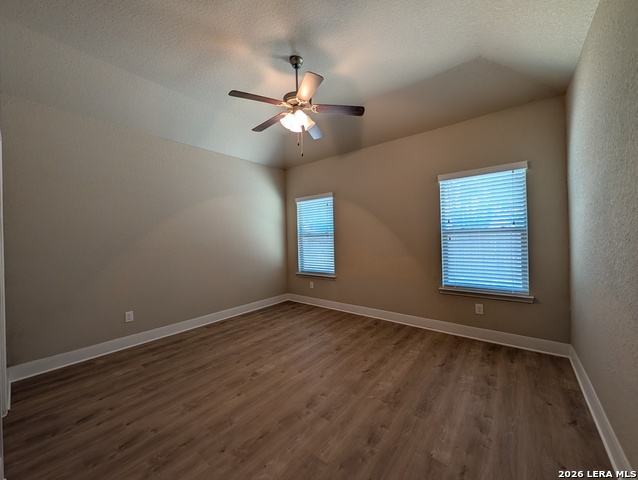 1205 Old Fm 306 Property Photo 12