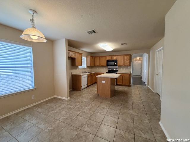 249 Val Verde Dr Property Photo 6