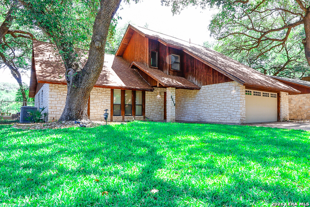 171 Oak Ln Property Photo 1