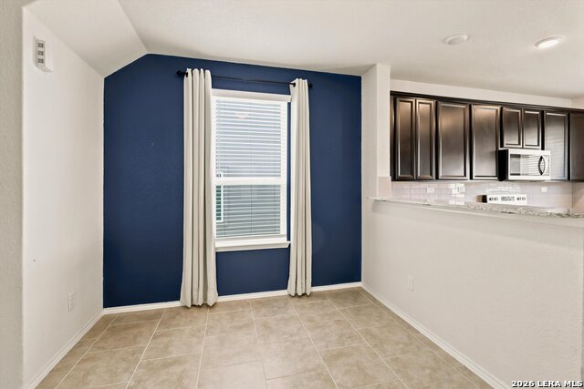 10375 Dunlap Property Photo 6