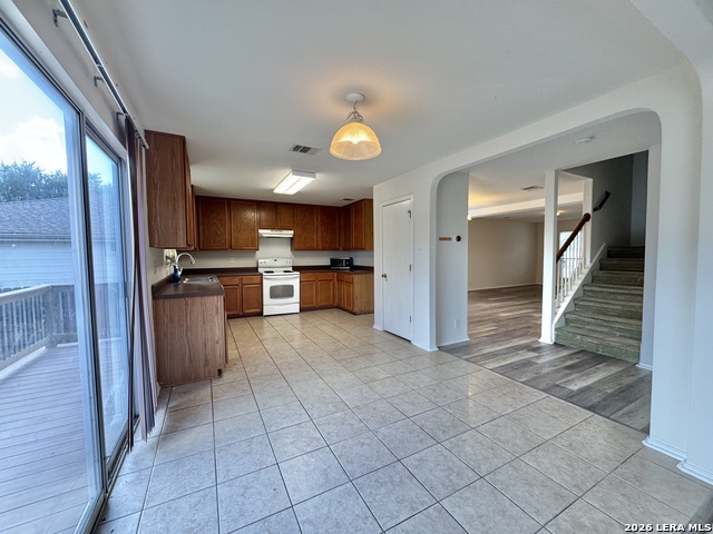 17307 Wayland Run Property Photo 6