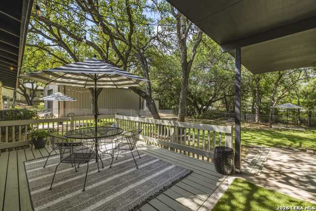 330 Yucca Dr