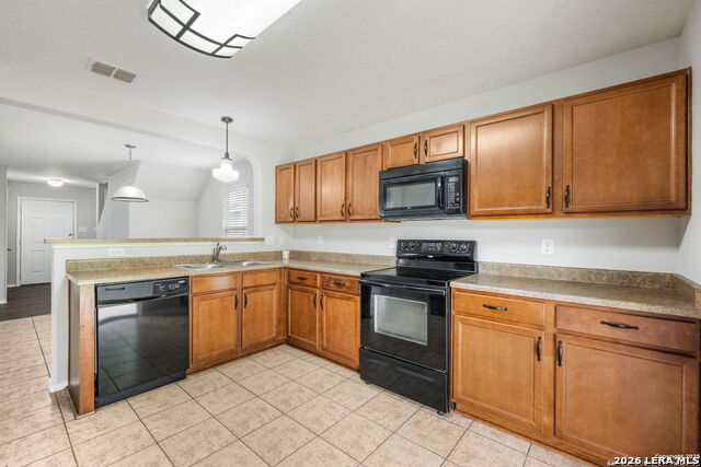 25252 Cambridge Wl Property Photo 10