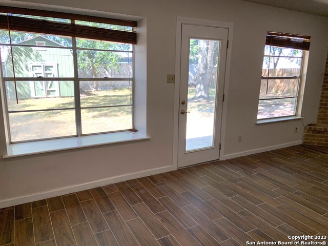 12242 Brownstone St Property Photo 9