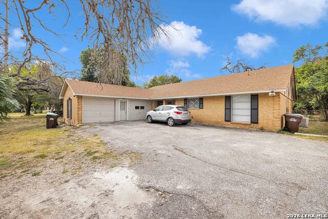 6012 Evers Rd Property Photo 2