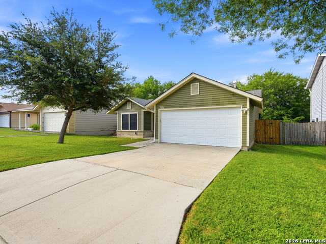 7914 Wayside Trl Property Photo 3