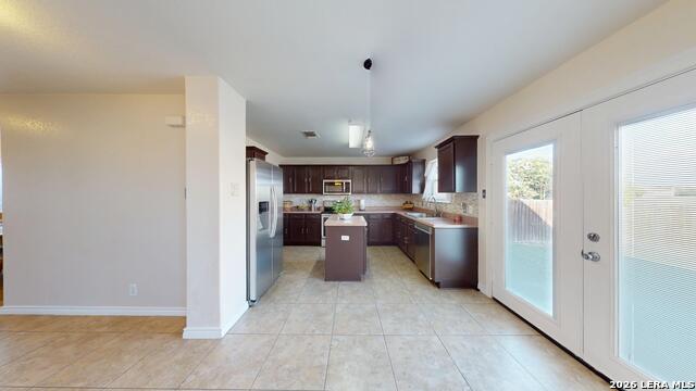 147 Woodstone Loop Property Photo 18