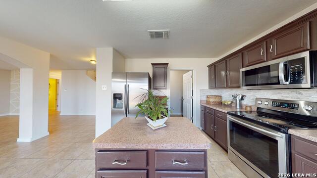 147 Woodstone Loop Property Photo 26