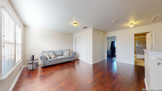 147 Woodstone Loop Property Photo 32