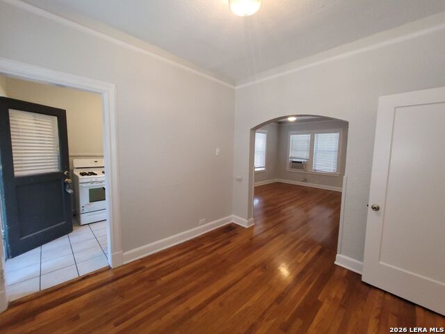 703 W French Pl Property Photo 11