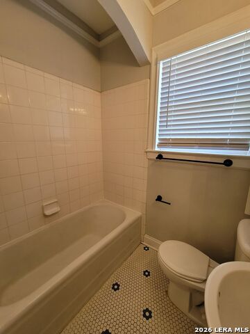 703 W French Pl Property Photo 18