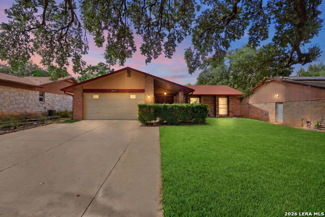 8838 Thatch Dr Property Photo 1