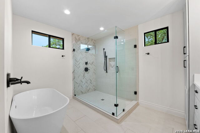 524 Garraty Rd Property Photo 41