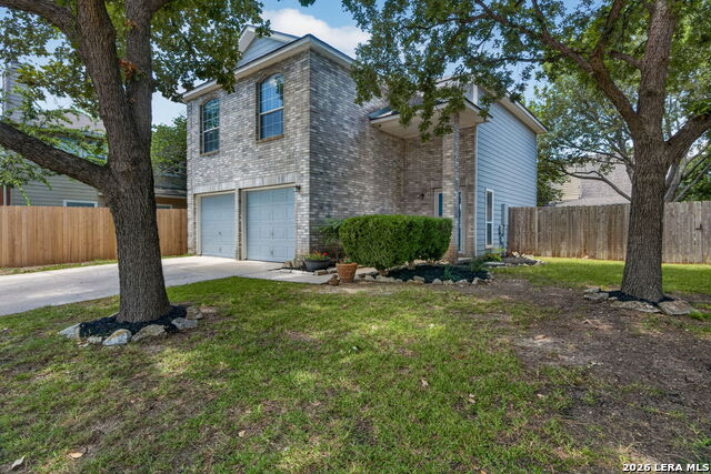 104 Stone Creek Cir Property Photo 1