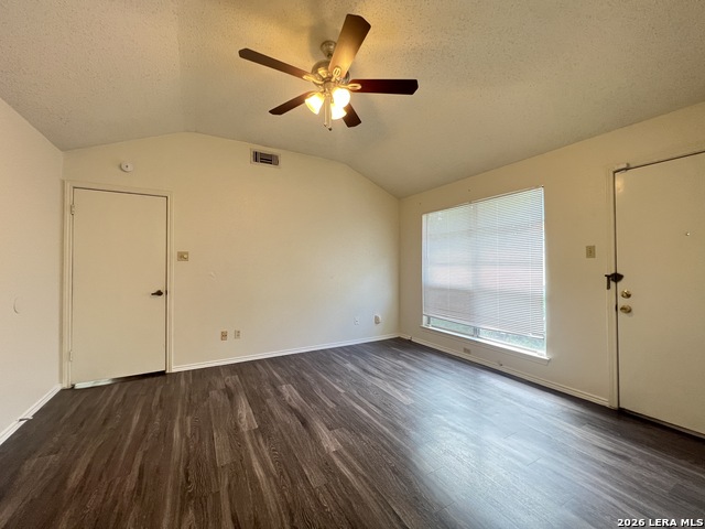 6530 Forest Vlg Property Photo 24